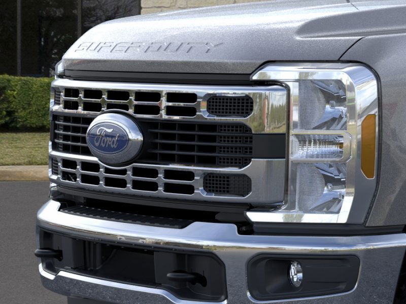 2026 Ford Super Duty F-350® XLT