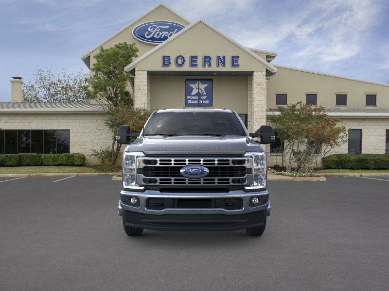 2026 Ford Super Duty F-350® XLT