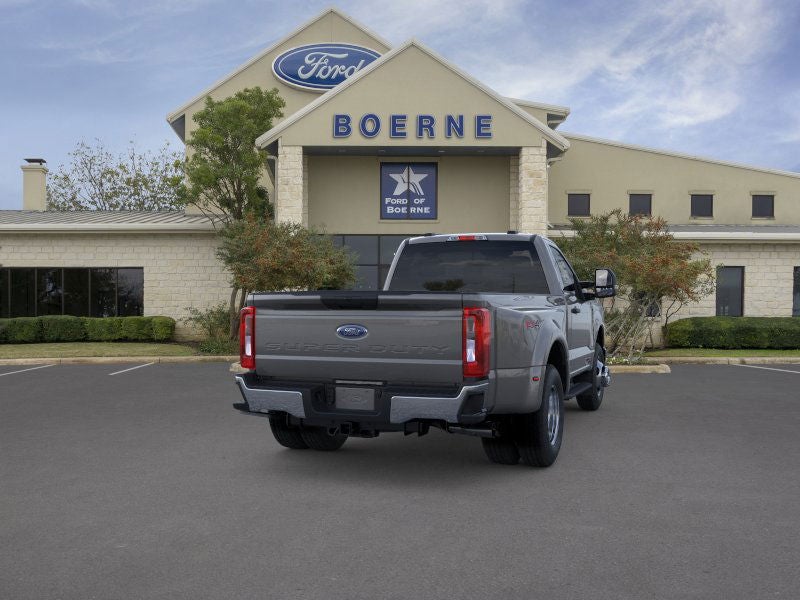 2026 Ford Super Duty F-350® XLT