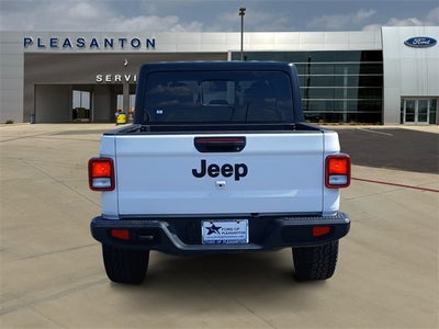 2025 Jeep Gladiator Sport