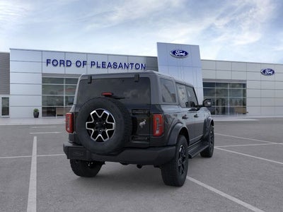 2025 Ford Bronco Outer Banks®