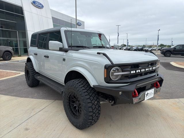 2026 Ford Bronco Outer Banks®