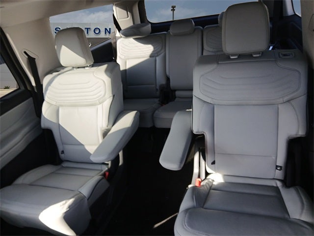 2025 Ford Expedition Max Platinum® MAX