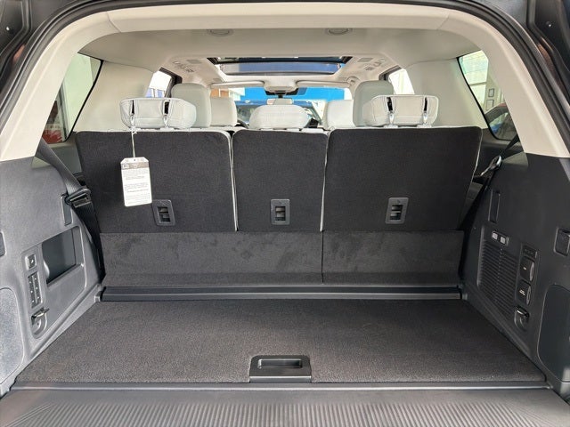 2025 Ford Expedition Platinum®