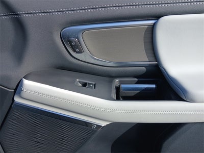 2025 Ford Expedition Platinum®