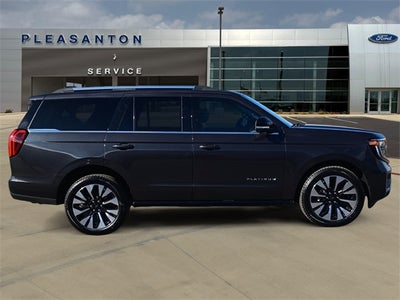 2025 Ford Expedition Platinum®