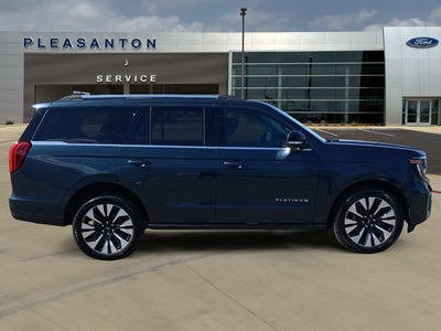 2026 Ford Expedition Platinum®