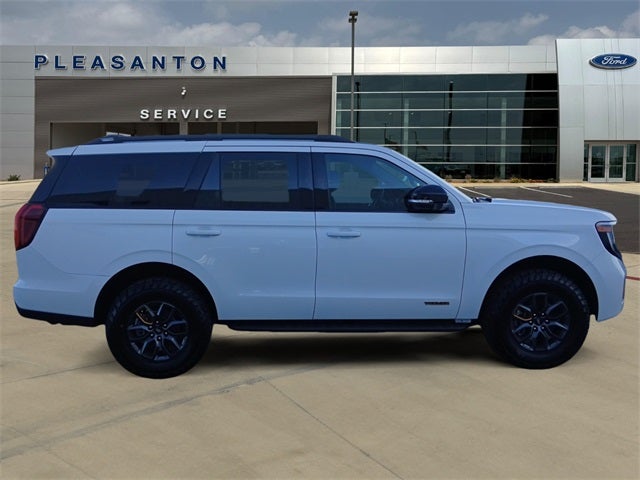 2025 Ford Expedition TREMOR®