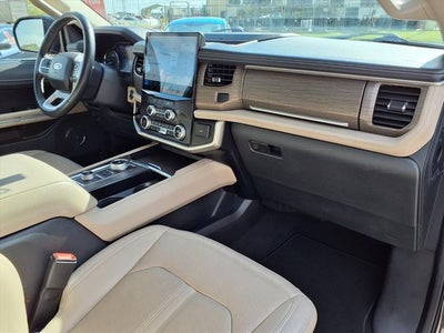 2024 Ford Expedition Base