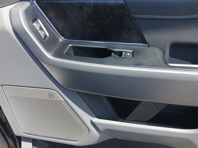 2025 Ford F-150 Lightning Flash™