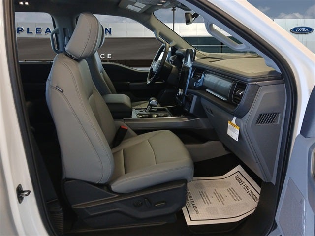 2025 Ford F-150 Lightning Flash™