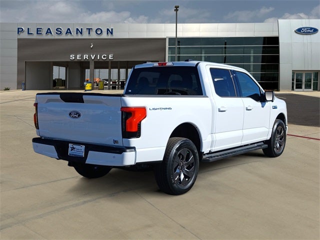 2025 Ford F-150 Lightning Flash™