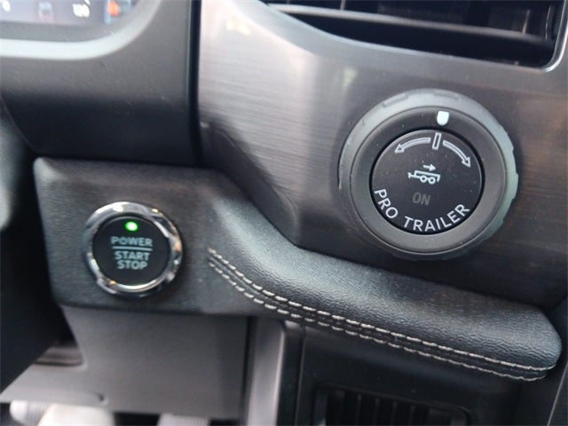 2025 Ford F-150 Lightning Flash™