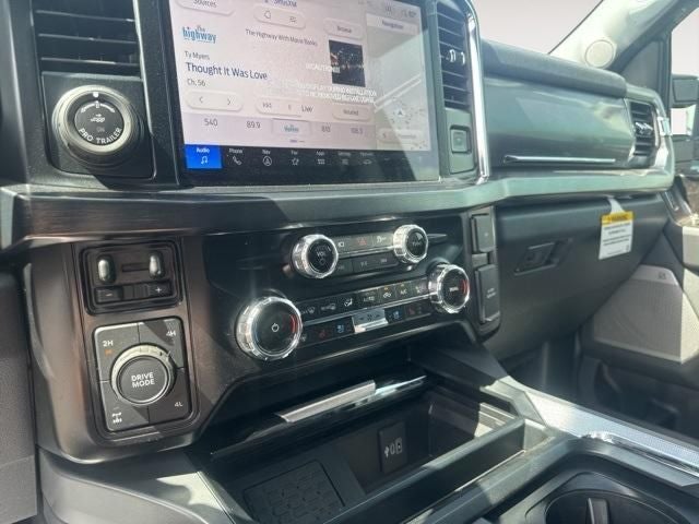 2025 Ford F-250SD Base