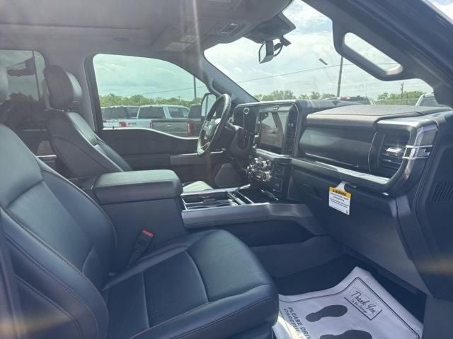 2025 Ford F-250SD Base