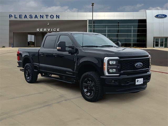 2023 Ford F-250SD Lariat