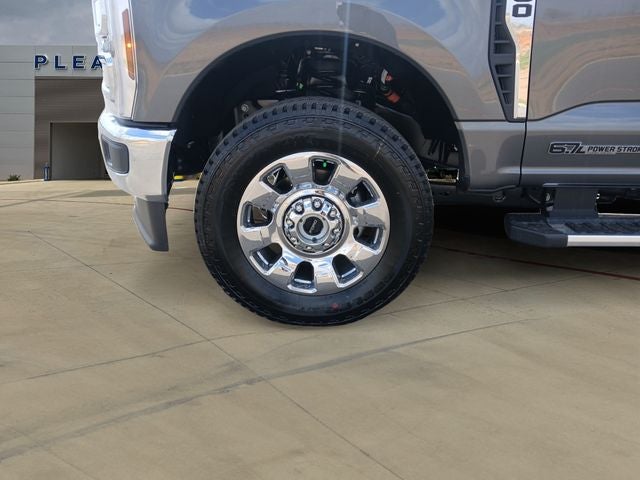 2026 Ford F-350SD F-350® Lariat®