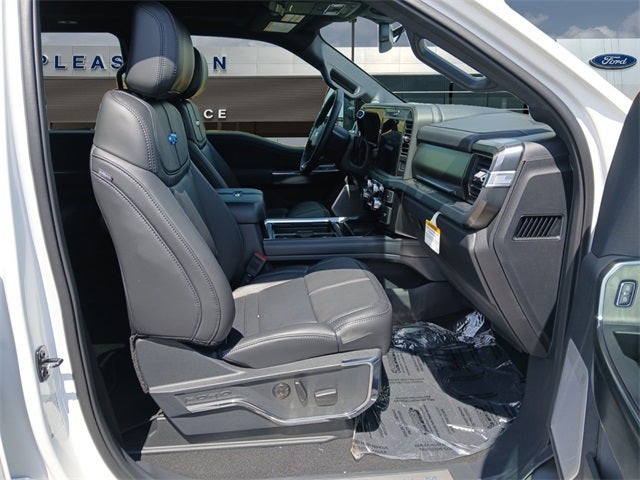 2026 Ford F-350SD F-350® Platinum®