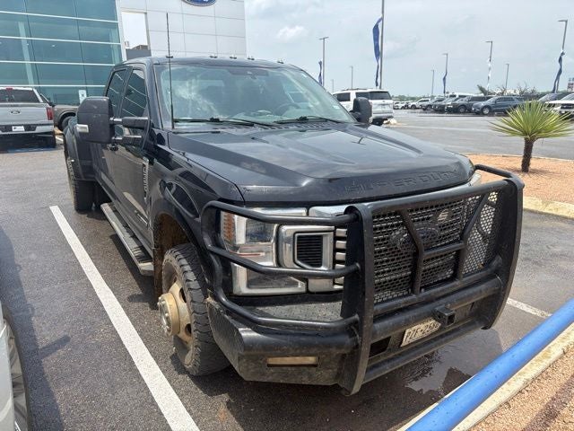 2022 Ford F-350SD Lariat Super Duty