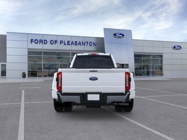 2026 Ford F-350SD F-350® Lariat®