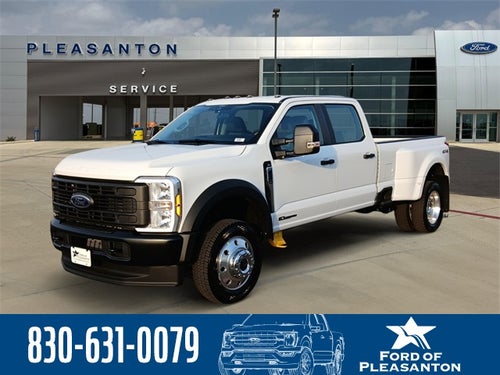 2026 Ford F-450SD Base