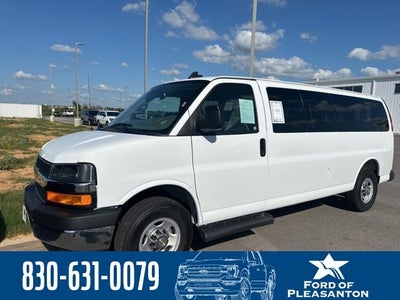 2025 Chevrolet Express 3500 LT