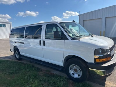 2025 Chevrolet Express 3500 LT