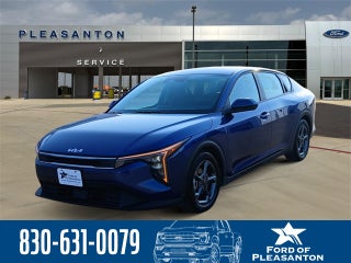2025 Kia K4 Base