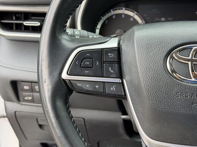 2023 Toyota Highlander Base