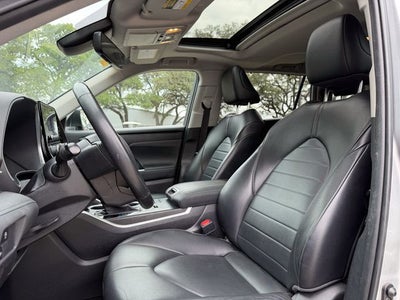2023 Toyota Highlander Base