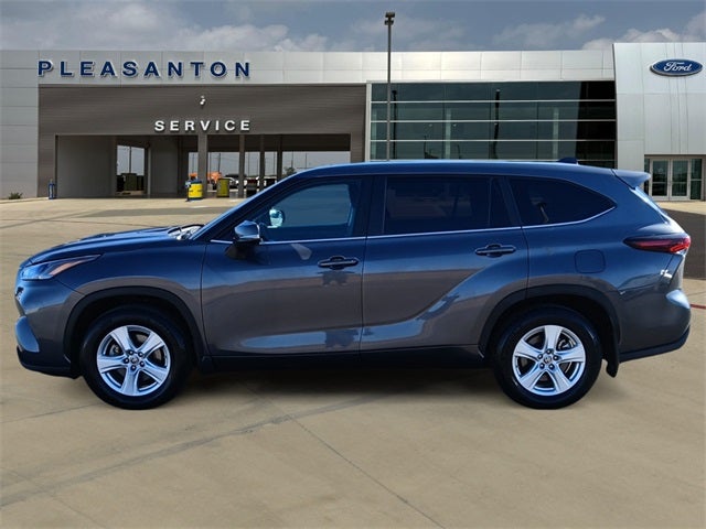 2024 Toyota Highlander LE