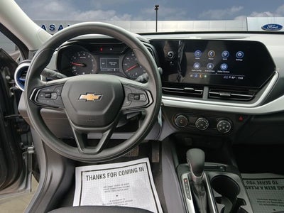2025 Chevrolet Trax LS