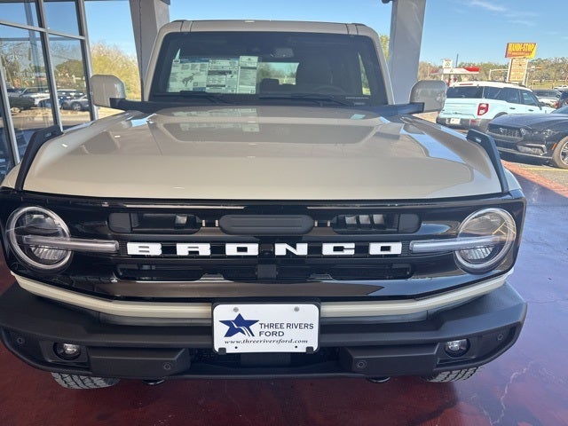2025 Ford Bronco Outer Banks®