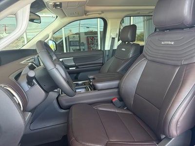 2025 Ford Expedition Platinum®