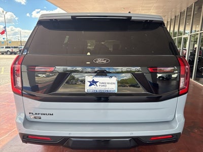2025 Ford Expedition Platinum®