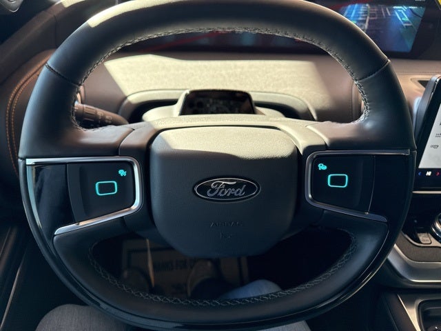 2025 Ford Expedition Base