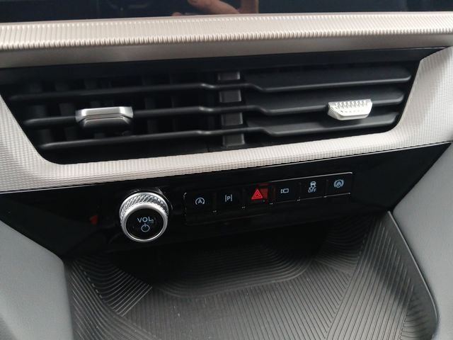 2025 Ford Explorer Base