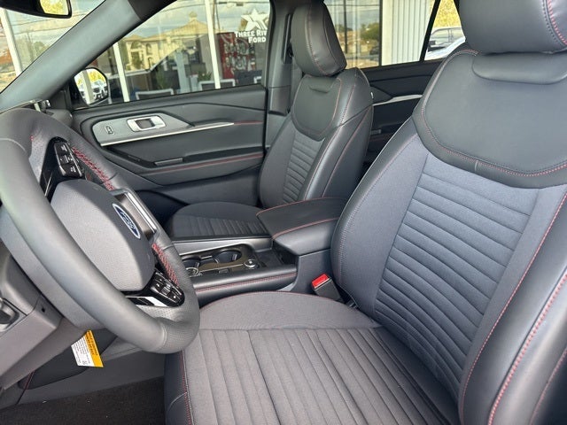 2026 Ford Explorer Base