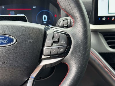 2025 Ford Explorer Base
