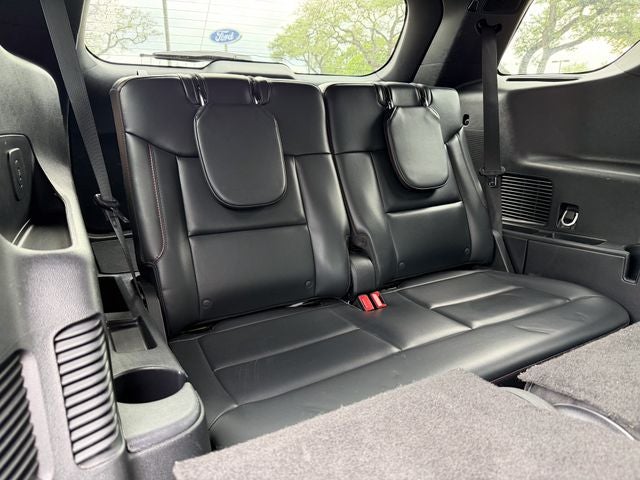 2025 Ford Explorer Base