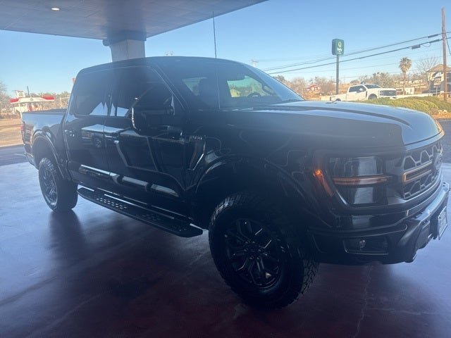 2025 Ford F-150 Base