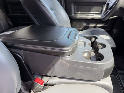 2022 RAM 1500 Classic Base