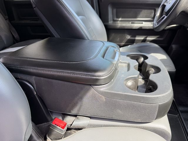 2022 RAM 1500 Classic Base