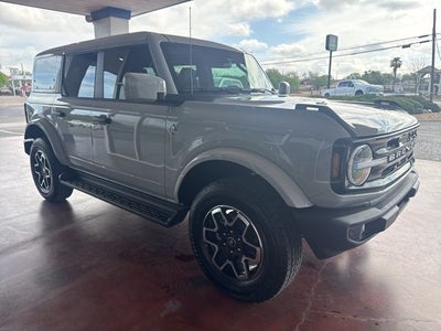 2026 Ford Bronco Outer Banks®