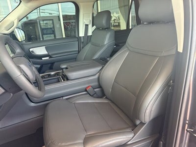 2026 Ford Expedition Active