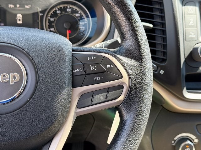2017 Jeep Cherokee Sport
