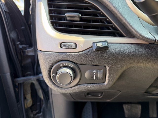 2017 Jeep Cherokee Sport