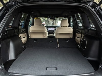 2024 Jeep Grand Cherokee Base