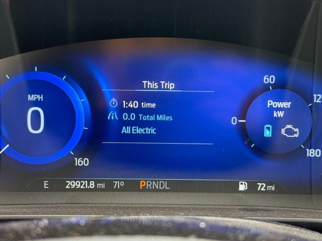 2022 Ford Escape Hybrid Titanium