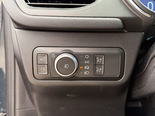 2022 Ford Escape Hybrid Titanium